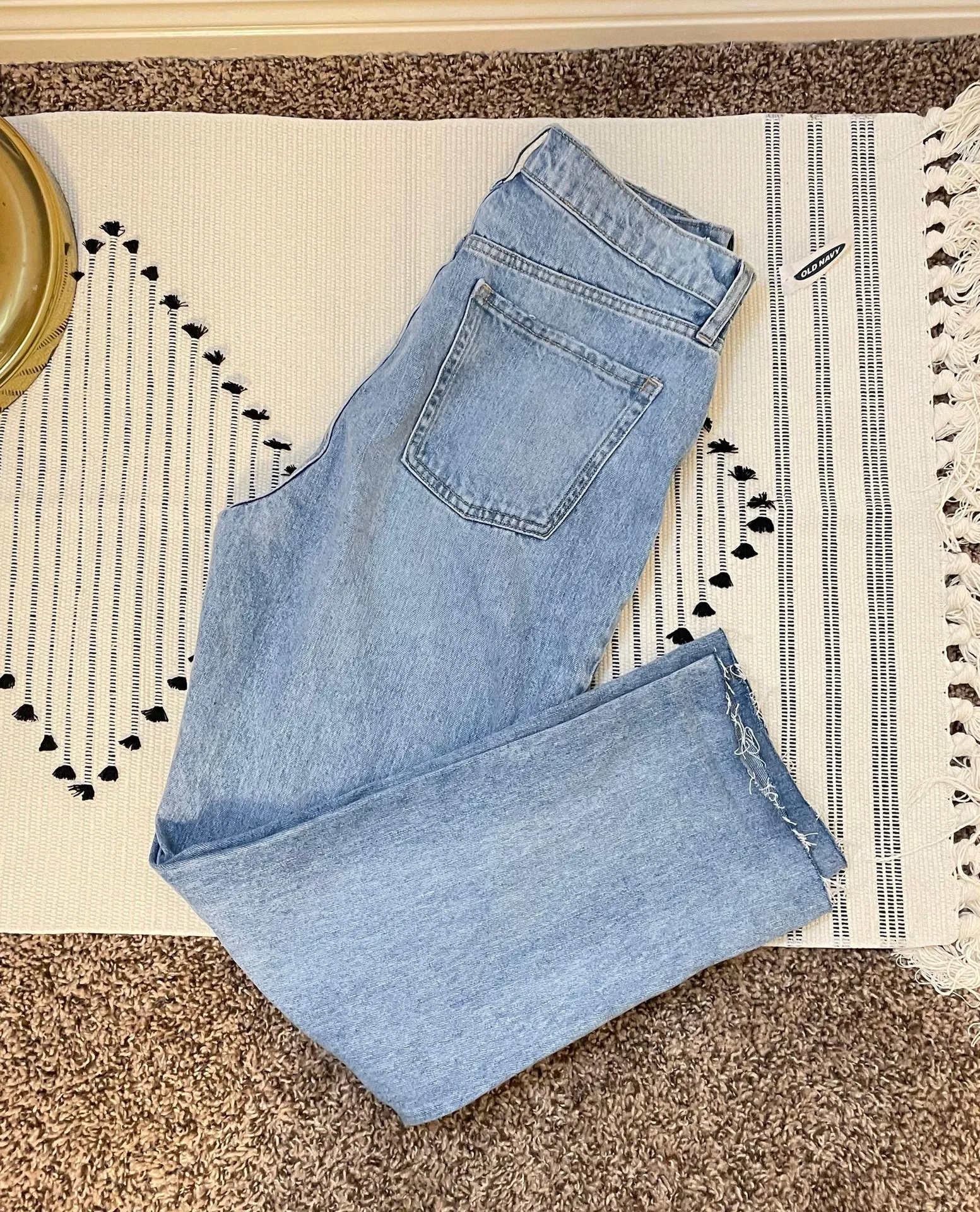 Old Navy Straight Leg Jeans - Image 3