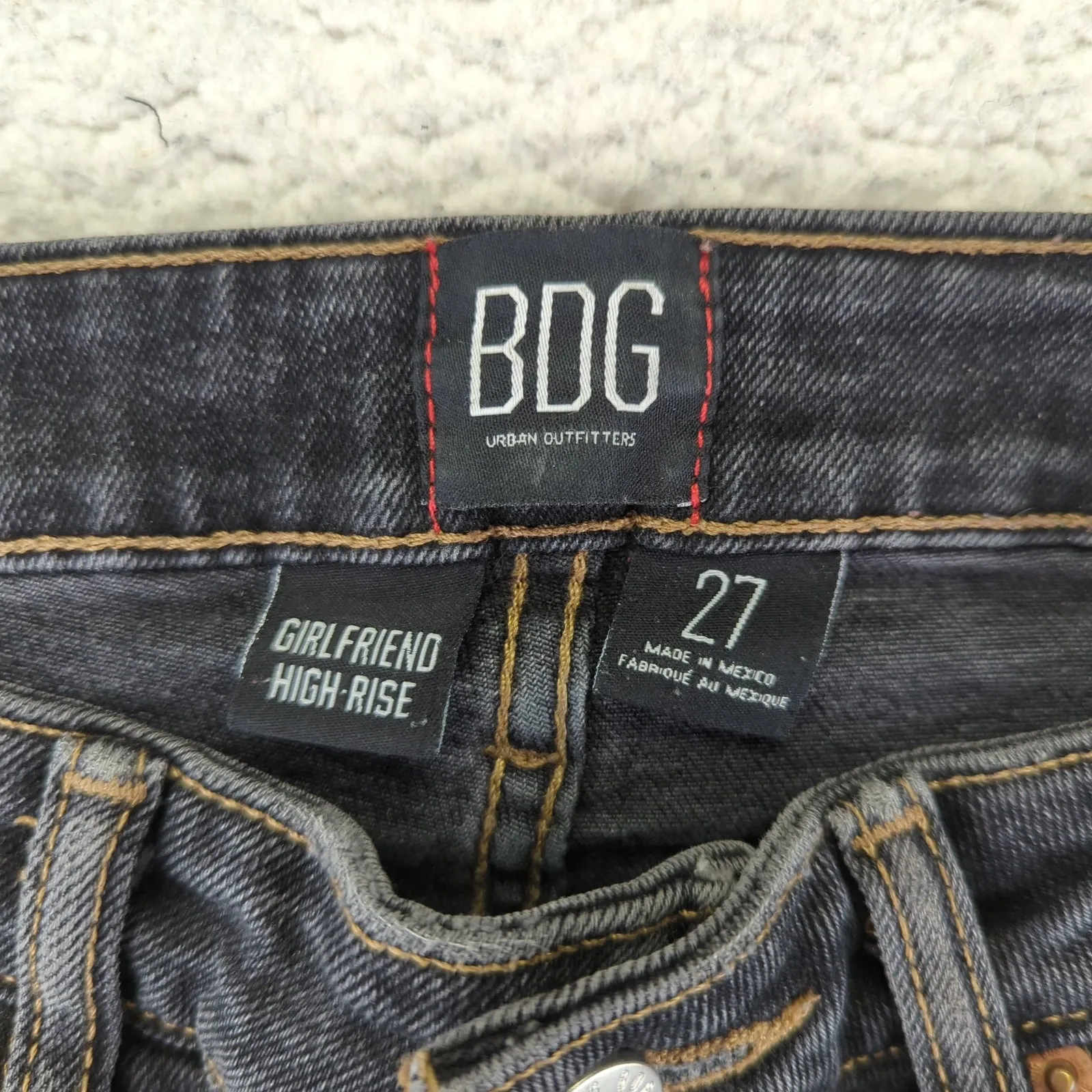 BDG Girlfriend High-rise‎ Jeans Women's Size 27 Black Wash Stretch Slim Leg - Image 7