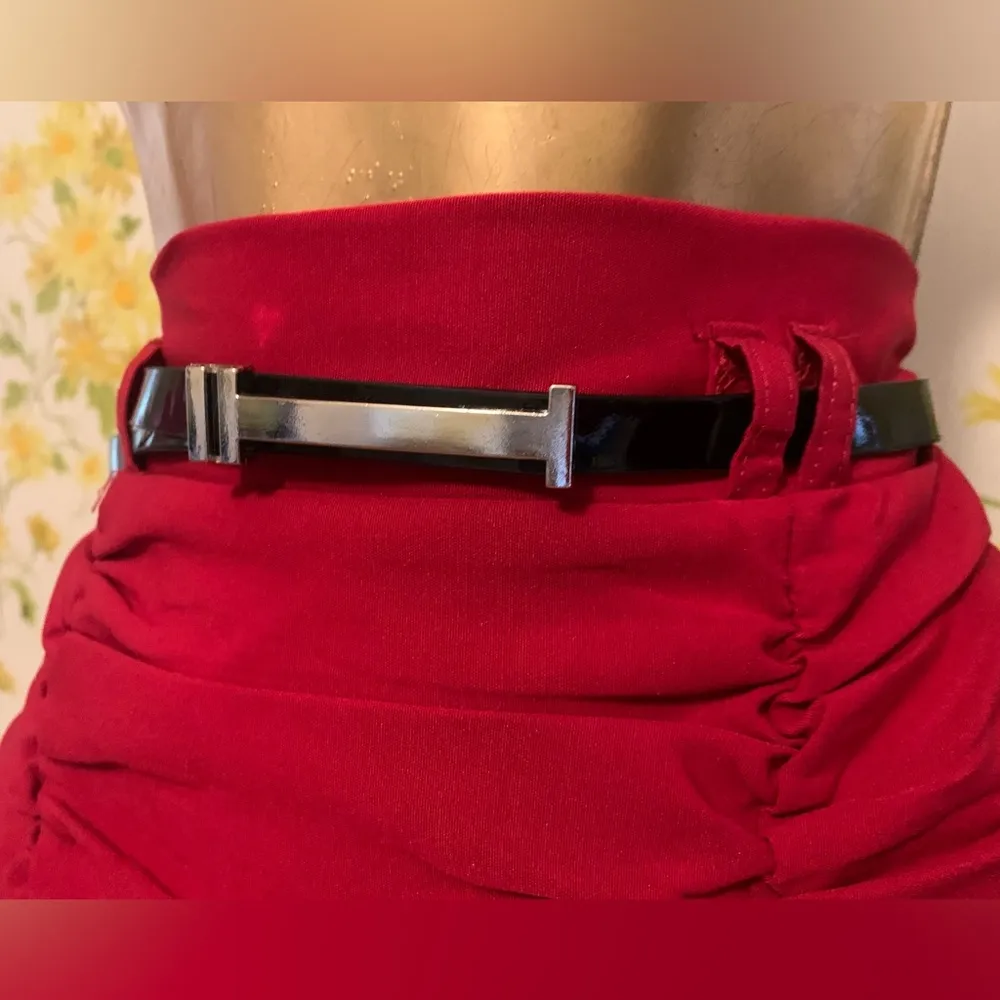 Red ruched mini skirt with belt size L Size L - Image 4
