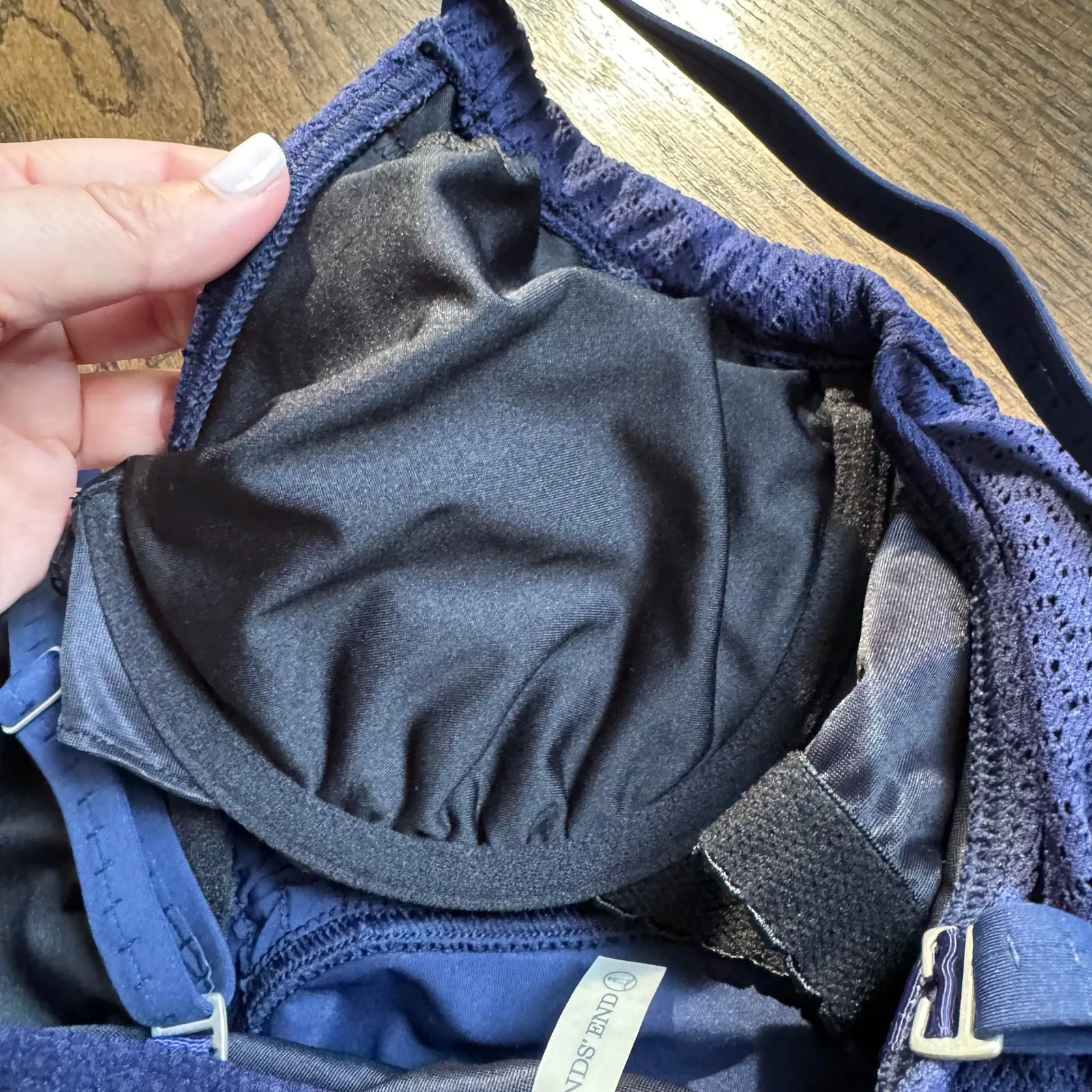 Lands End Womens Navy Blue Eyelet Ruched Underwire Tankini Swim Suit Top Size 8D - Image 4