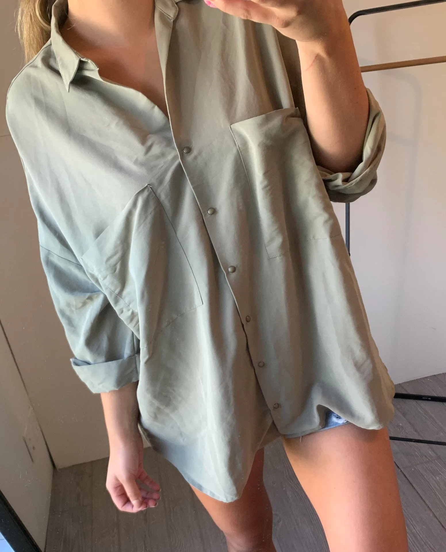 Green Oversized Top Size L - Image 2