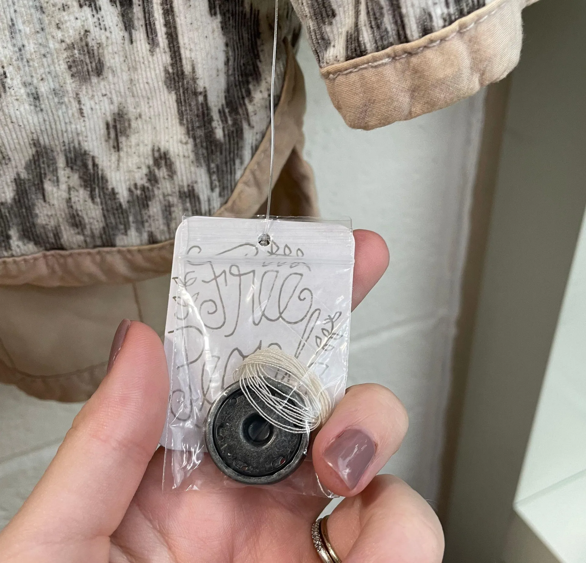 NWT  We the Free Ada Quilted Jacket Coat White Cream Brown Tan Large - Image 9