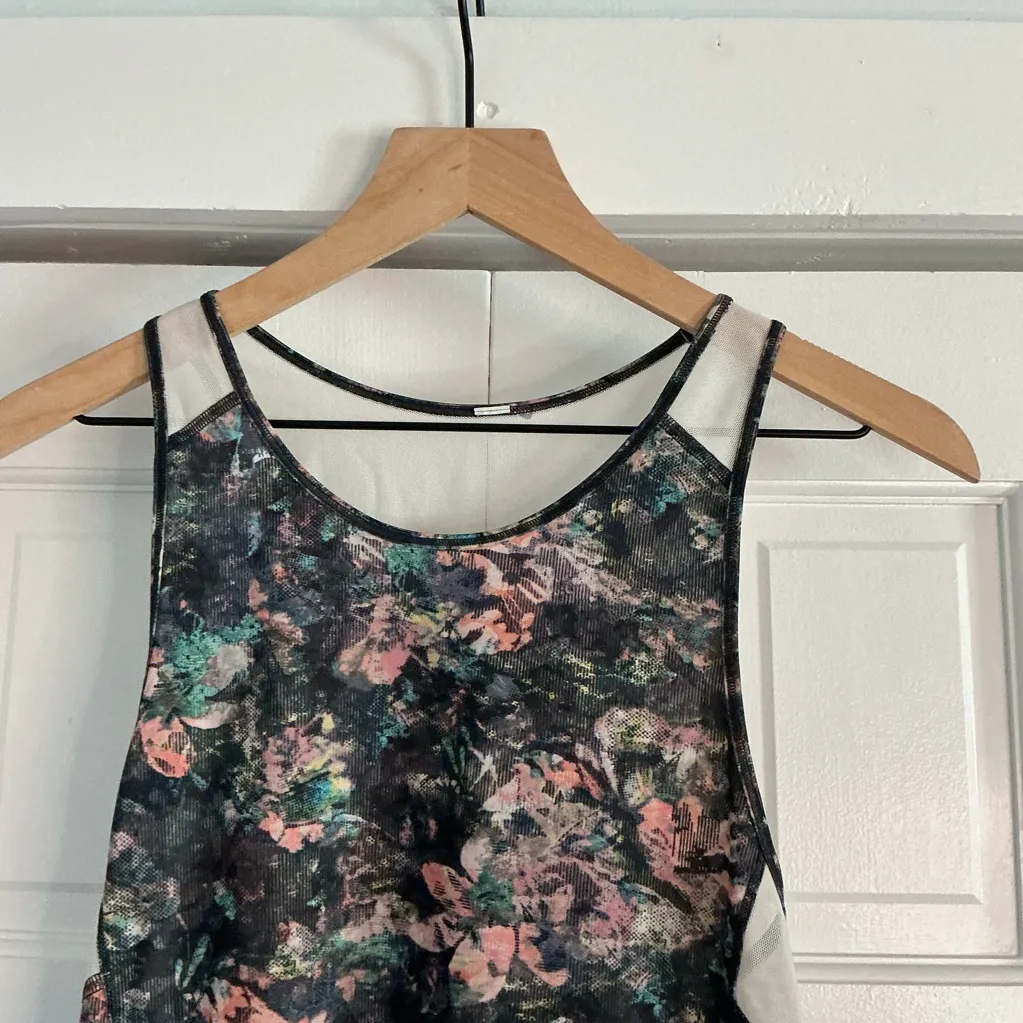 Lululemon  Sculpt Tank II mesh dapple daze size small - Image 3