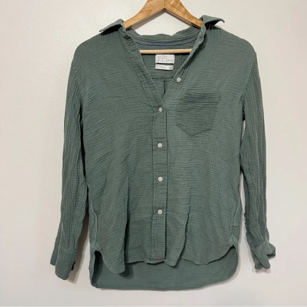 J. CREW Classic Fit Soft Gauze Button Down Green Shirt Size 0 Oversized AW686 - Image 2