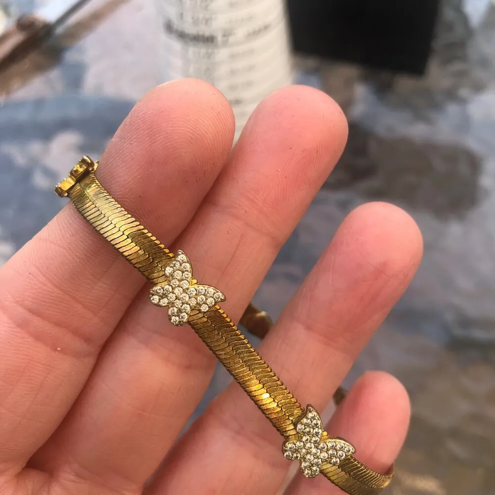 Vintage Women's Herringbone Pave Rhinestone Butterfly Gold Tone Bracelet - Image 4