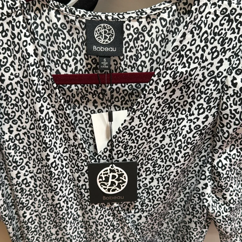 BOBEAU Wrap Midi Dress Puff Sleeve Leopard Print Black White Size Small Feminine - Image 3