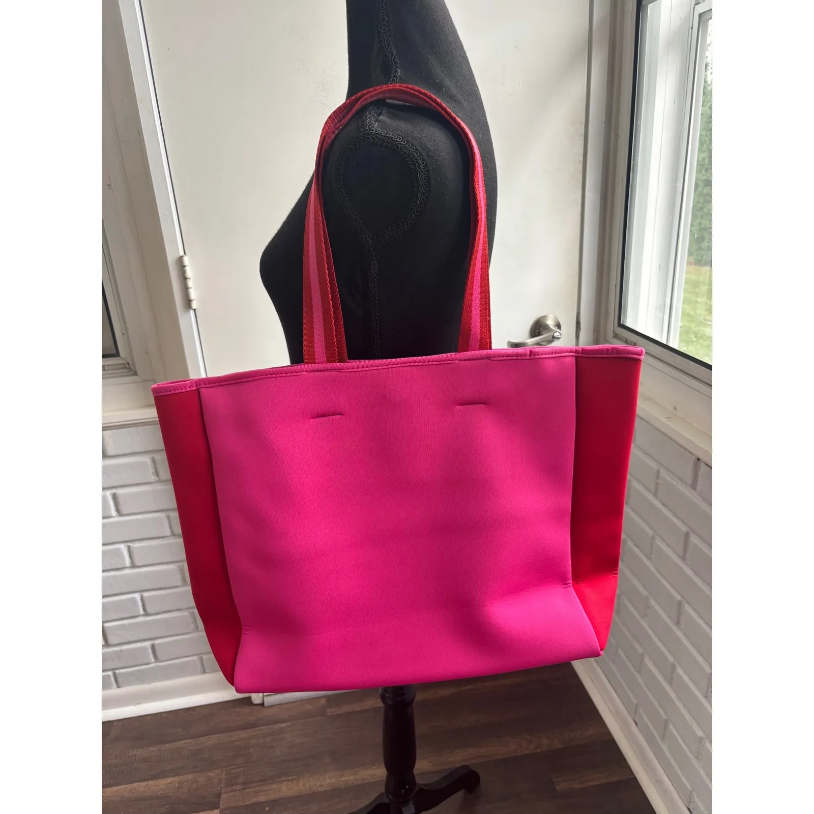 Summersalt The Perfect Beach Tote Colorblock Neoprene Beach Travel Vacation - Image 2