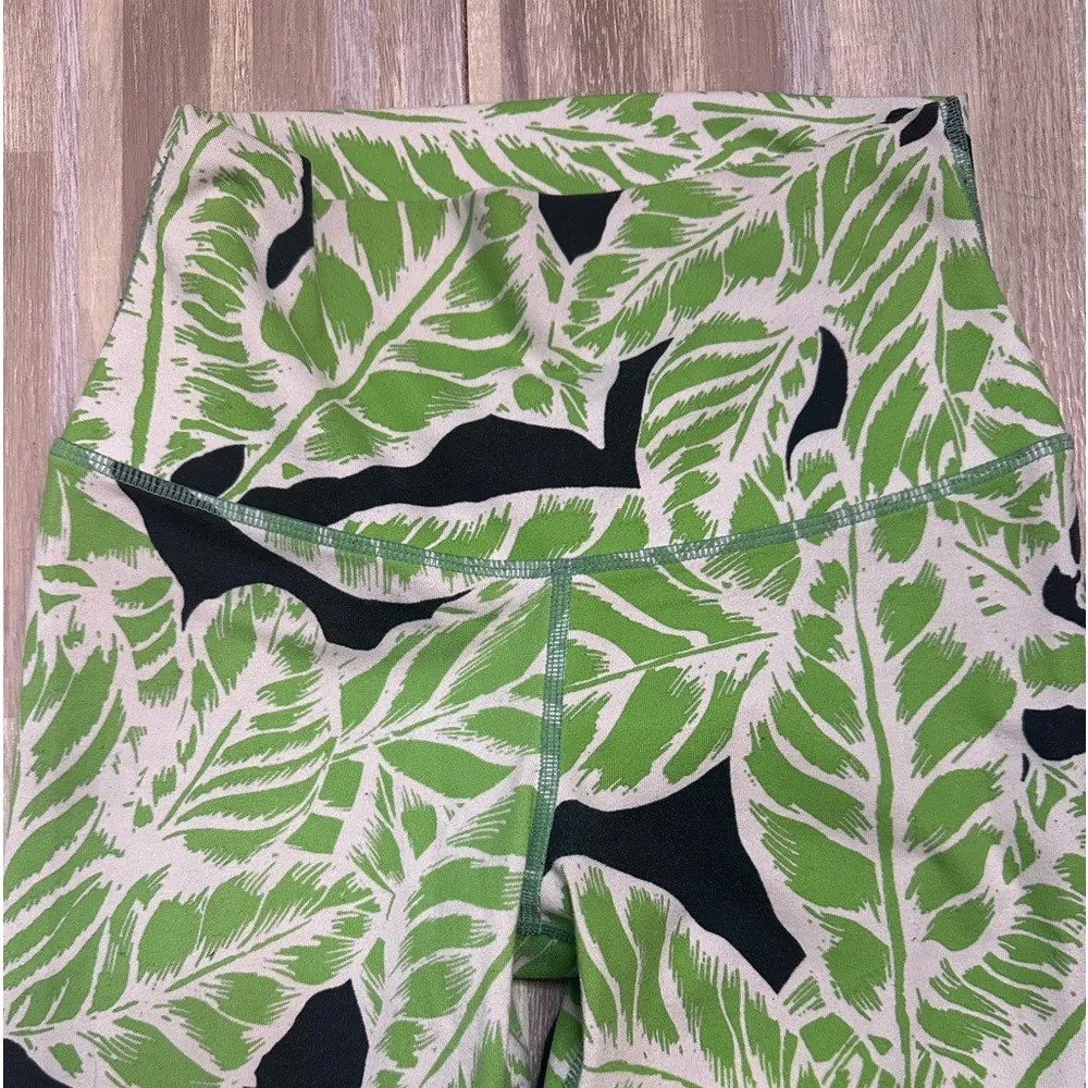 alo High Waisted, Full Length Yoga Pants, Size XS - Image 3