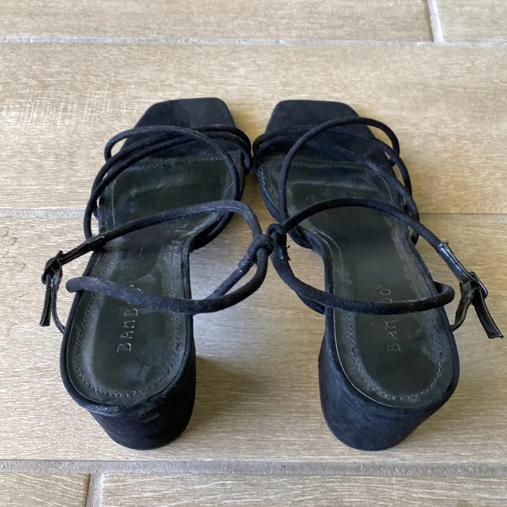 Bamboo Black Square Toe Heels Size: 9 - Image 4