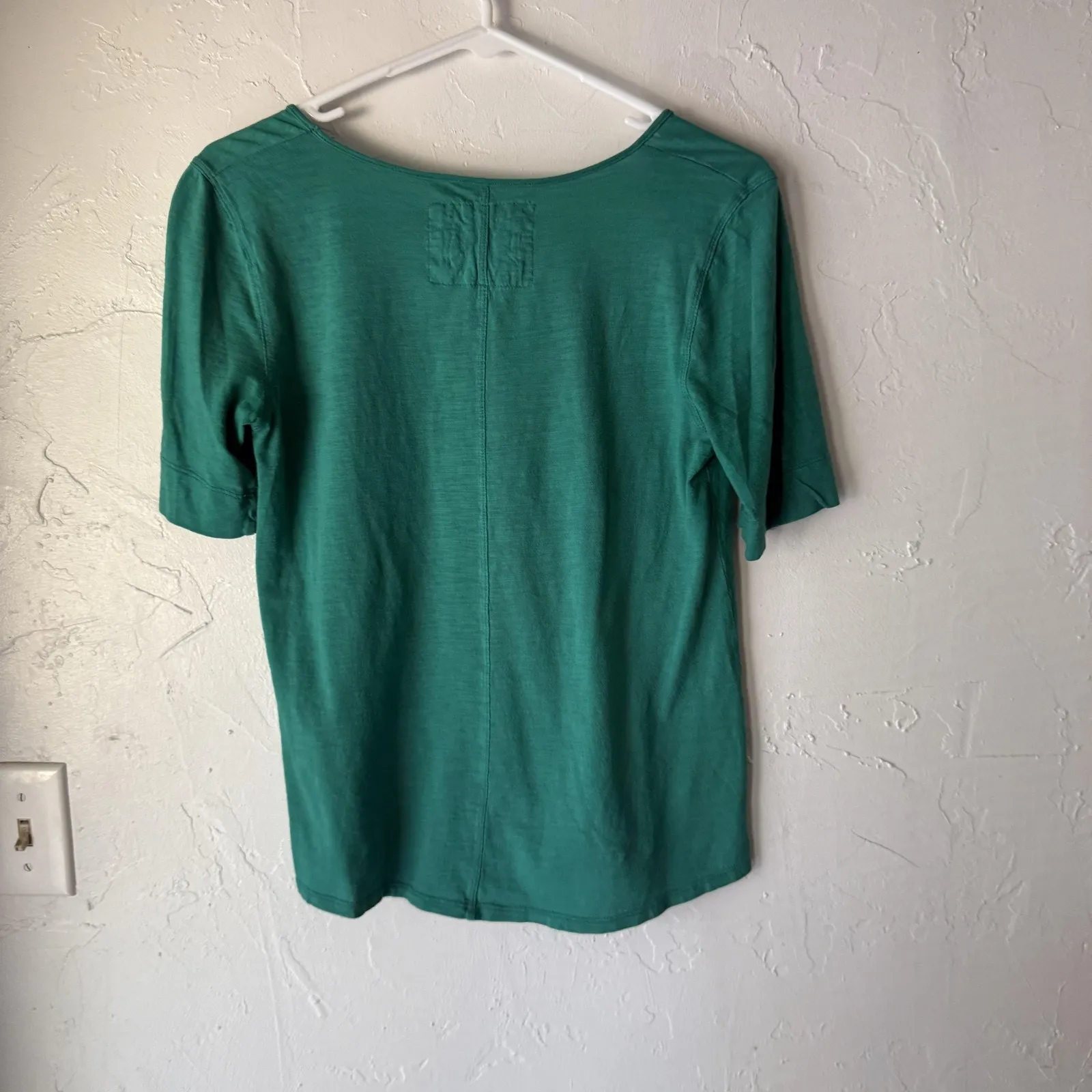 Pure + Good Shirt Womens Small Green Short‎ Sleeve V Neck Casual Lightweight Top - Image 9