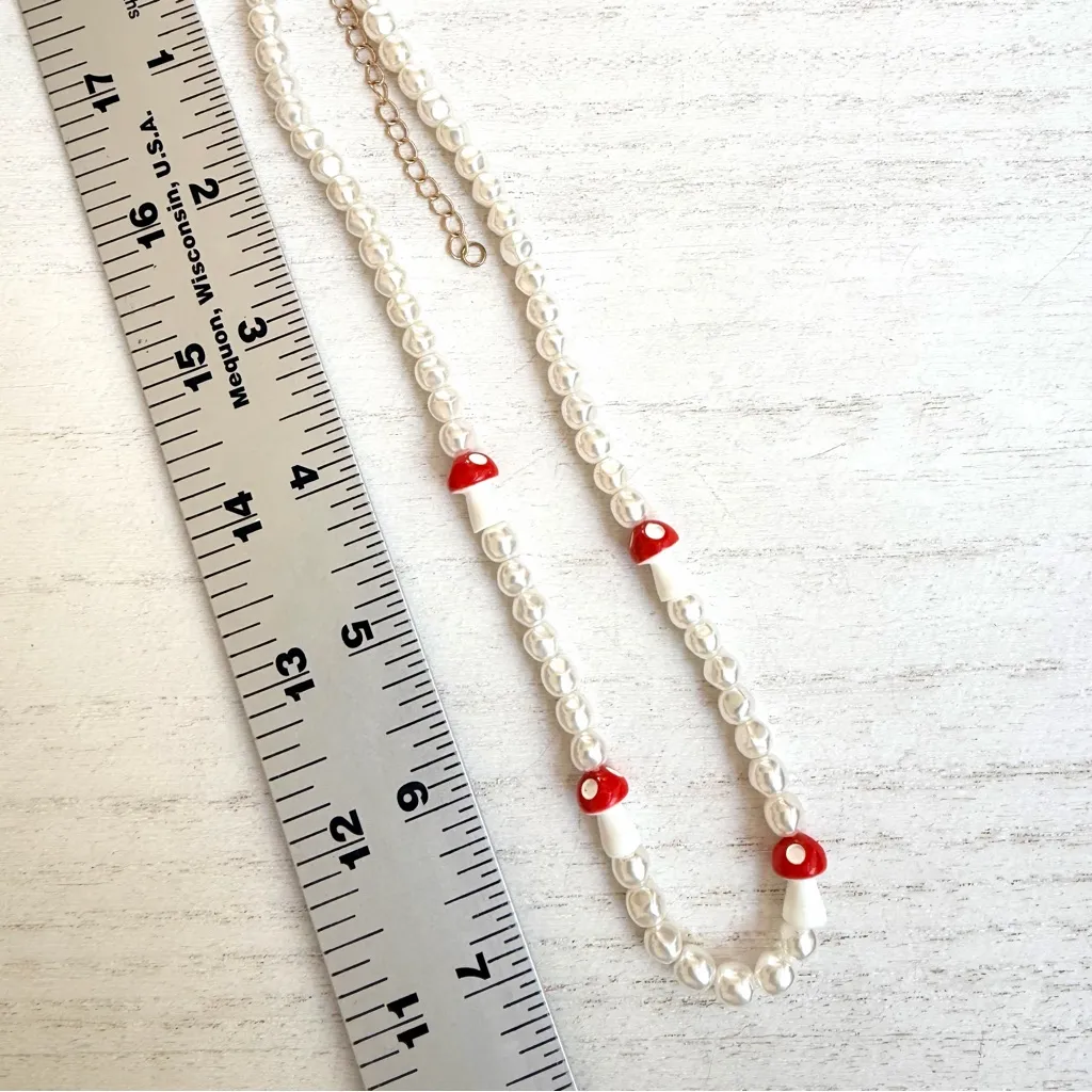 Red Mushroom Beaded Choker Necklace - Image 4