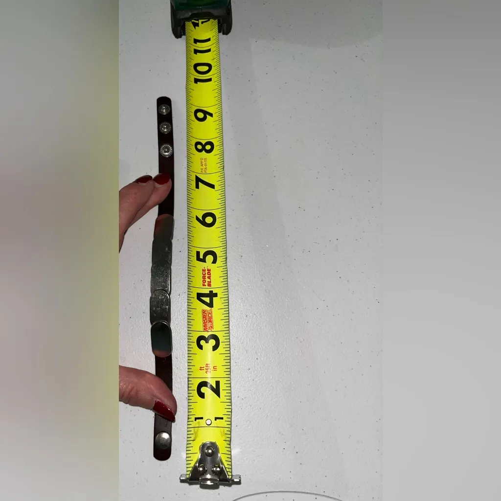 💙 Vintage Silver and Brown Leather Adjustable Snap Button Bracelet - Image 3