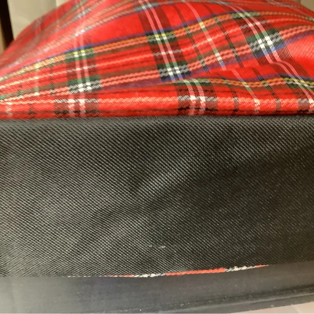 Plaid Tote Bag Red and Black Preloved - Image 4