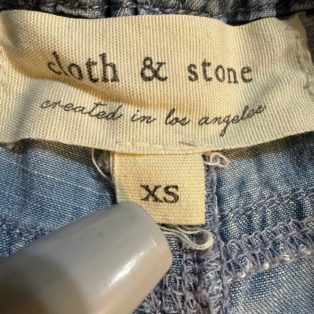 Anthropologie Cloth & Stone Wide-Leg Chambray Crop Pants Frayed Raw Hem sz XS - Image 3