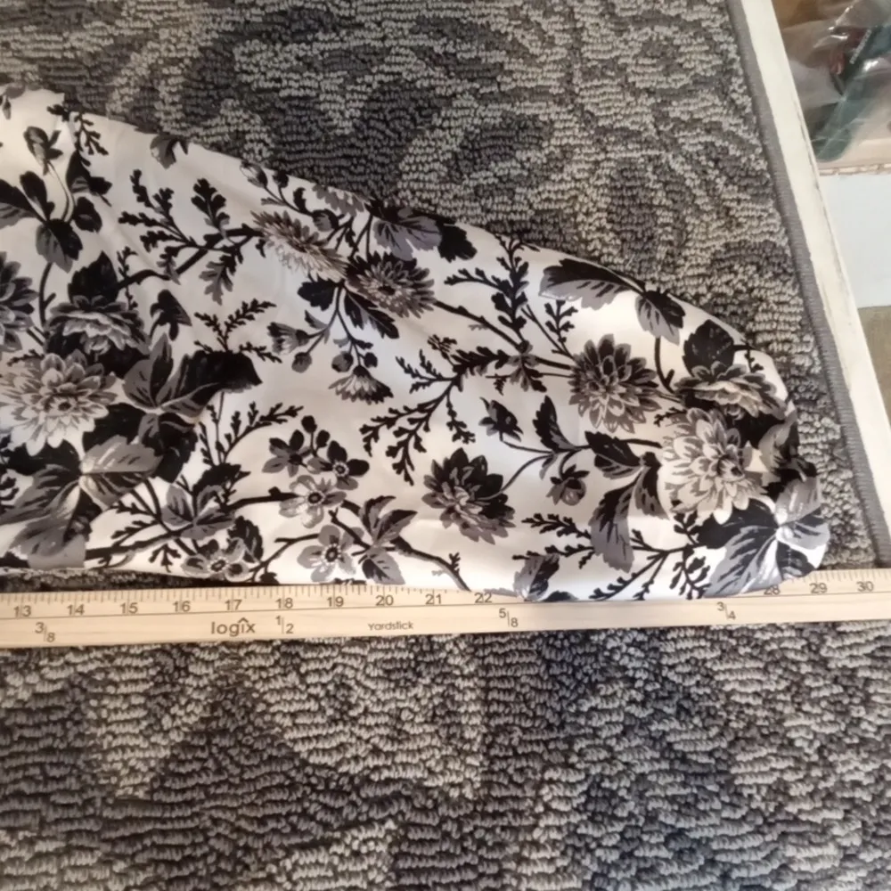 Anthropologie Maeve Silky Parachute Floral Balloon Black N White Elastic Waitbad - Image 9