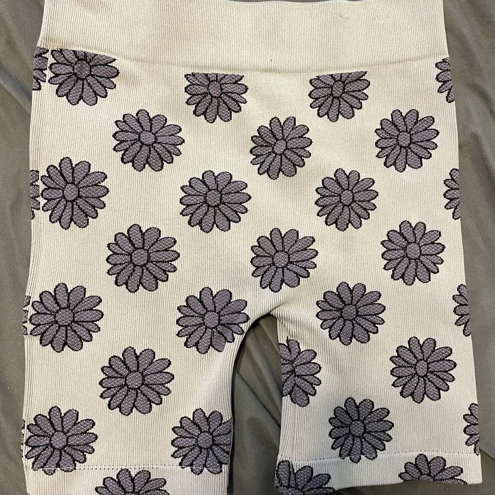 Free People Seamless Shortie XS/S - Image 5