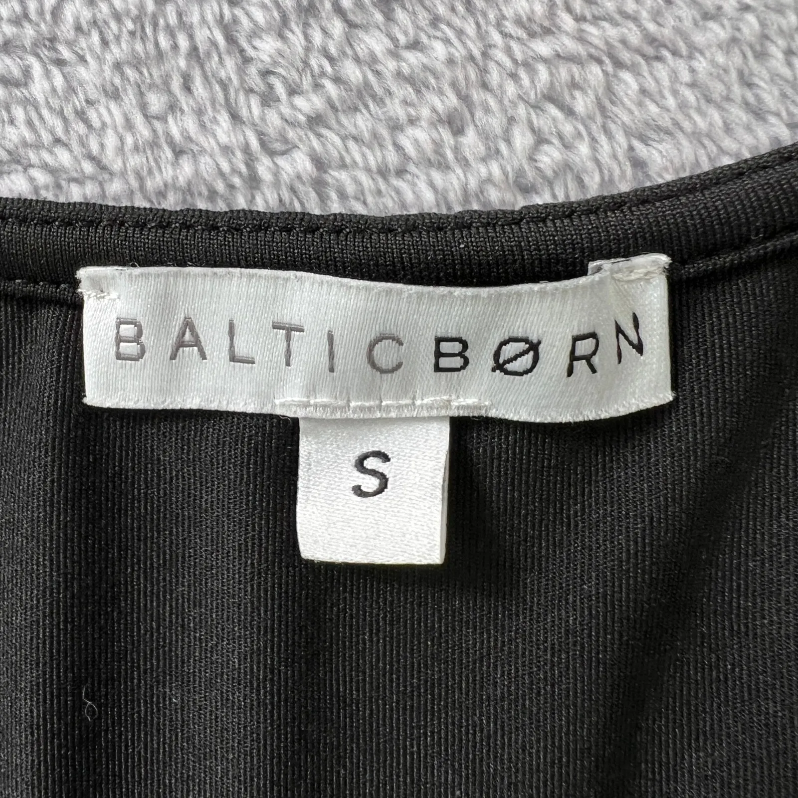 Baltic Born Women's Size Small Black Maxi‎ Dress Deep V Neck Ruched Waist DD3262 - Image 4