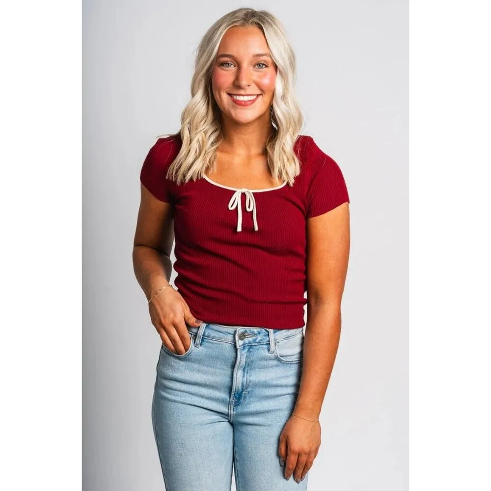 Le Lis Collection NWT Ribbed Top with Tie Detail Maroon Cream Size M Gameday Col - Image 3