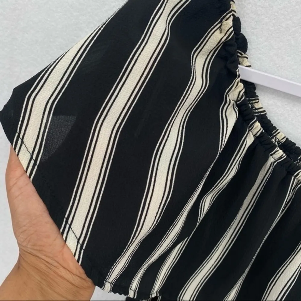 Mimi Chica Crepe Chiffon Ruffle‎ Layer Romper - Image 4