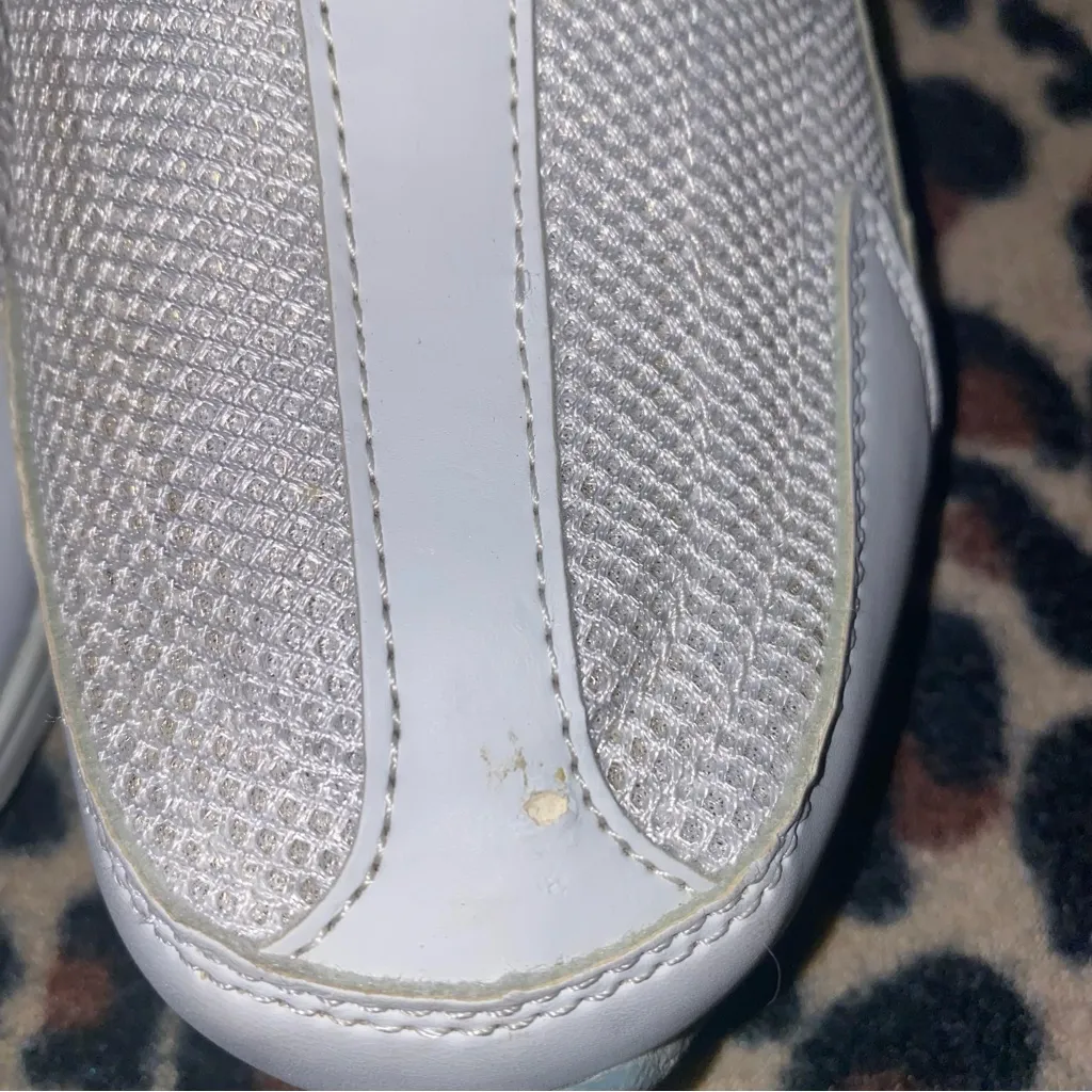Danskin Now 90s vintage style white grey & blue slip on shoes Gray Size 8 - Image 3