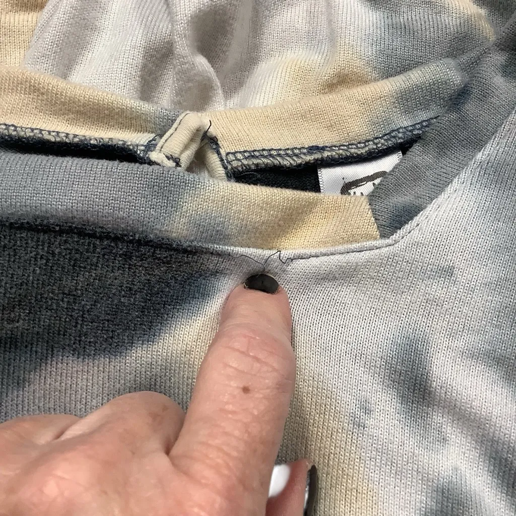 Erge Women’s Black and Cream Tie - Image 9