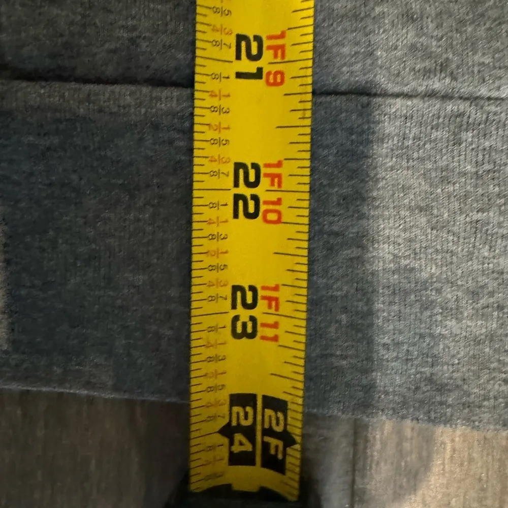 Express Gray Lightweight V-Neck Button Front Cardigan Size L - Image 12