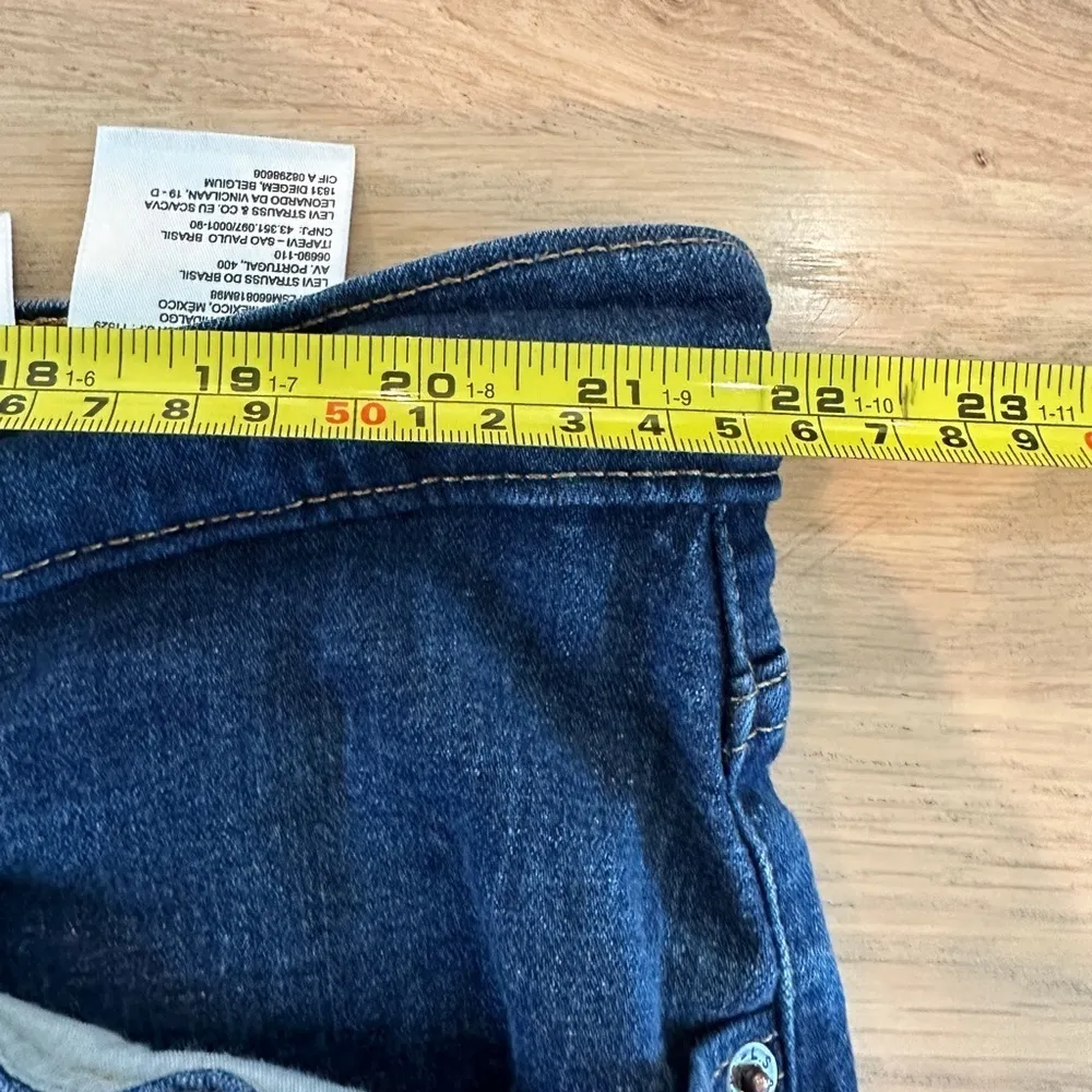 Levi’s classic Bermuda shorts women’s blue denim size 24W - Image 7