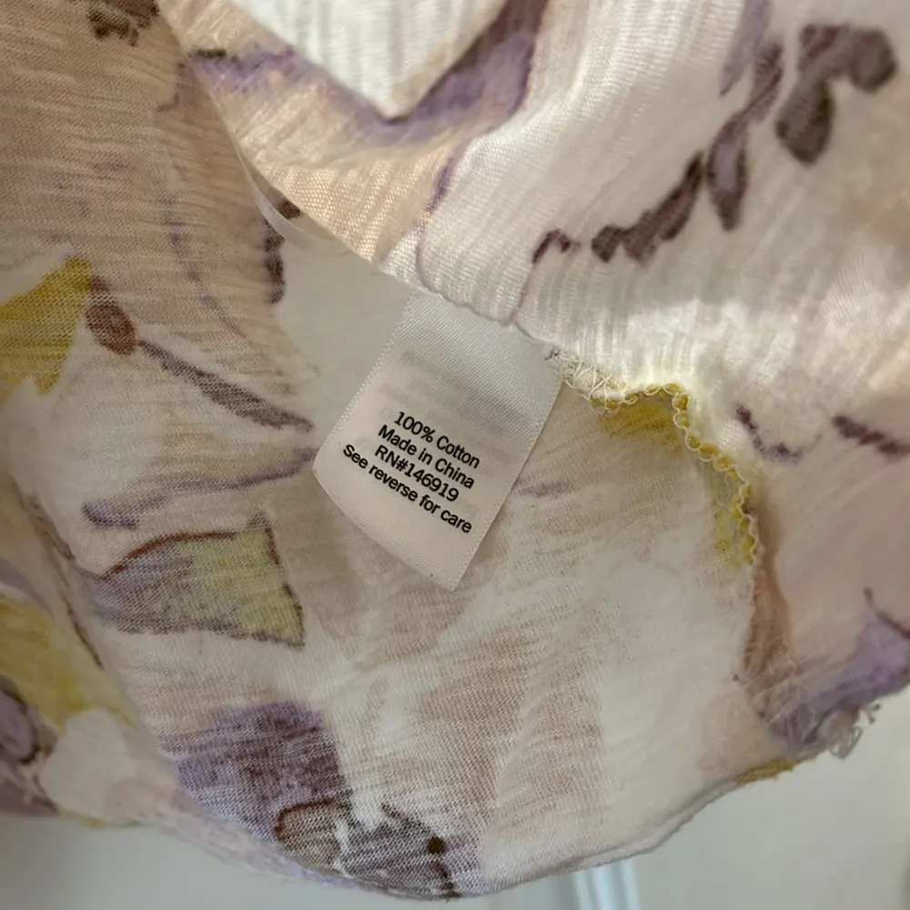 Lauren Conrad Floral Watercolor Eyelet Flutter Sleeve - Size 0X - Image 7