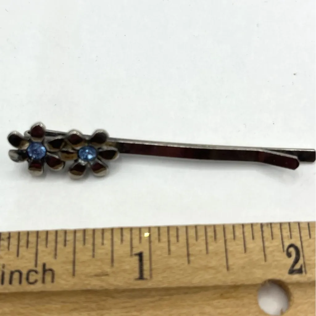 Set Of Rhinestone & Butterfly Hair Accessories - Image 4