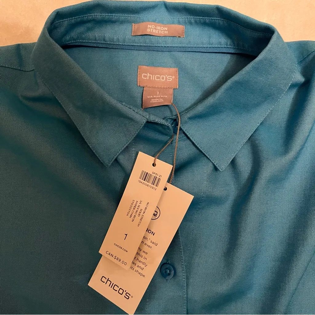 NWT Chico’s Blue Hyper Cyan Button-Down Shirt Blouse size 8 vanity size 1 - Image 2