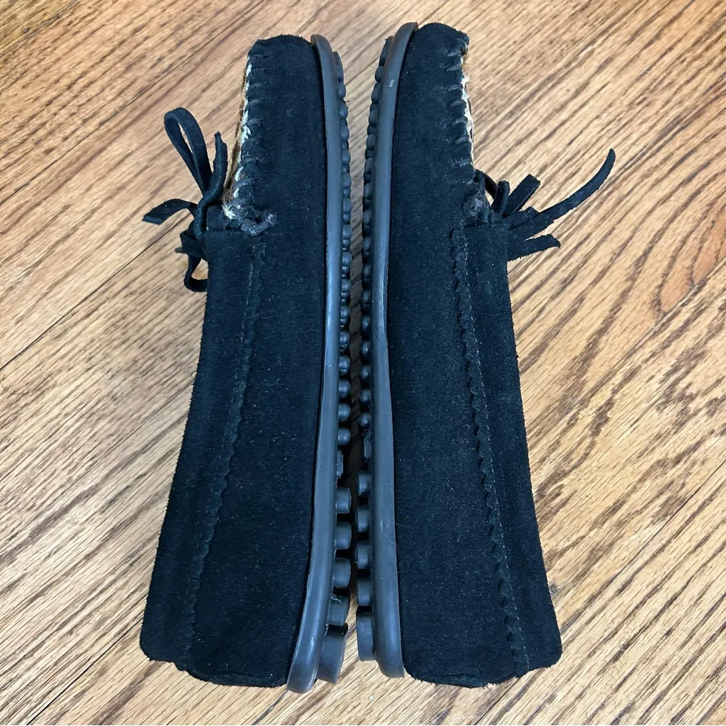 MINNETONKA Leopard Kilty Black Suede Cow Hide Moccasins Size 5 - Image 4