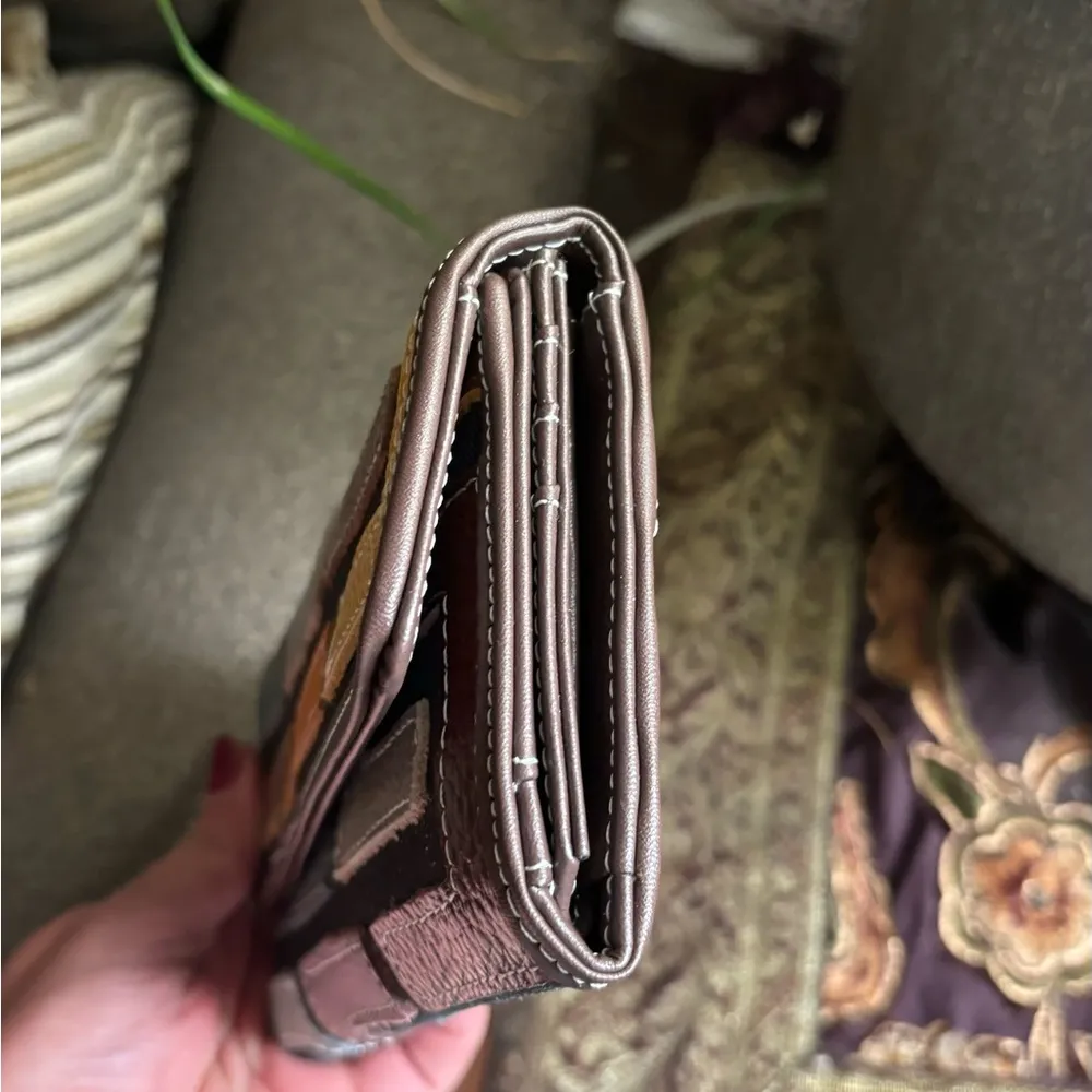 GENUINE Colorblock pebbled leather/texture snap trifold wallet/ID Brown - Image 5