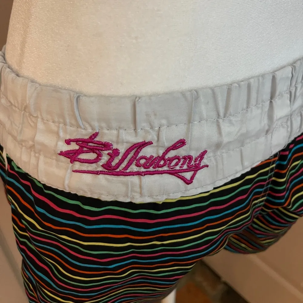 Billabong vintage black rainbow striped board swim shorts with white trim. M. - Image 4
