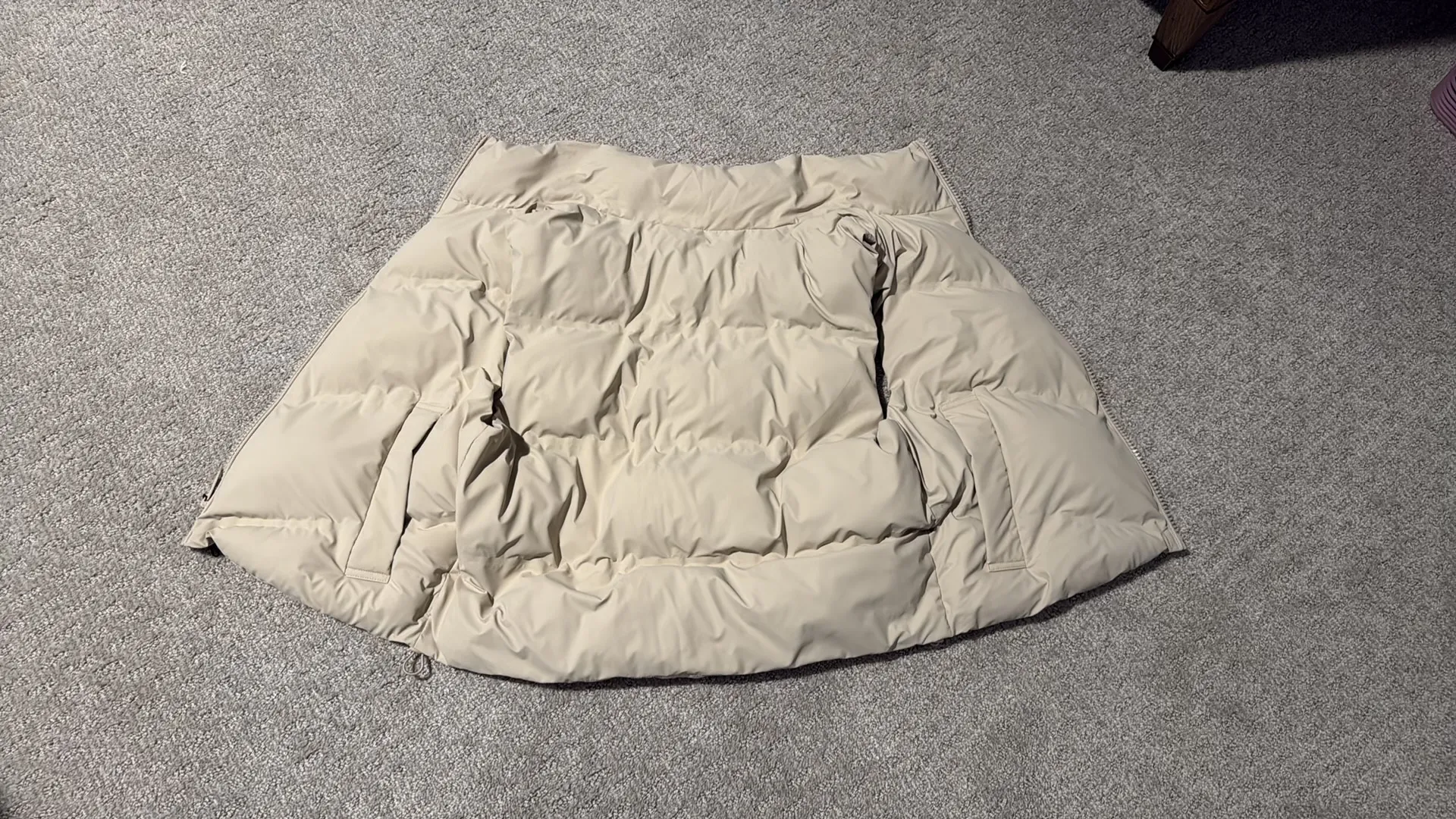 ZARA Women’s Puffer Vest Tan XS - Image 3