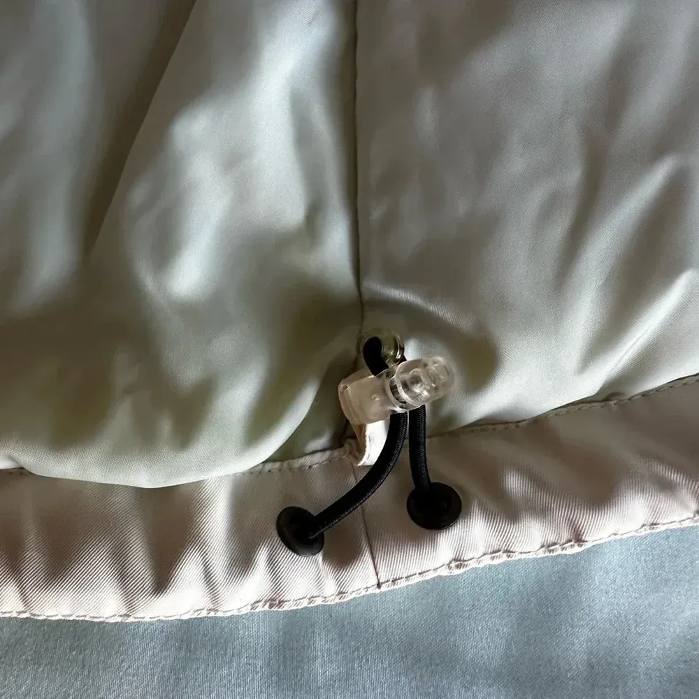 Columbia Down Feather Puffer Vest Women's Ivory Zip Pockets Outdoor. Sz: M. - Image 12