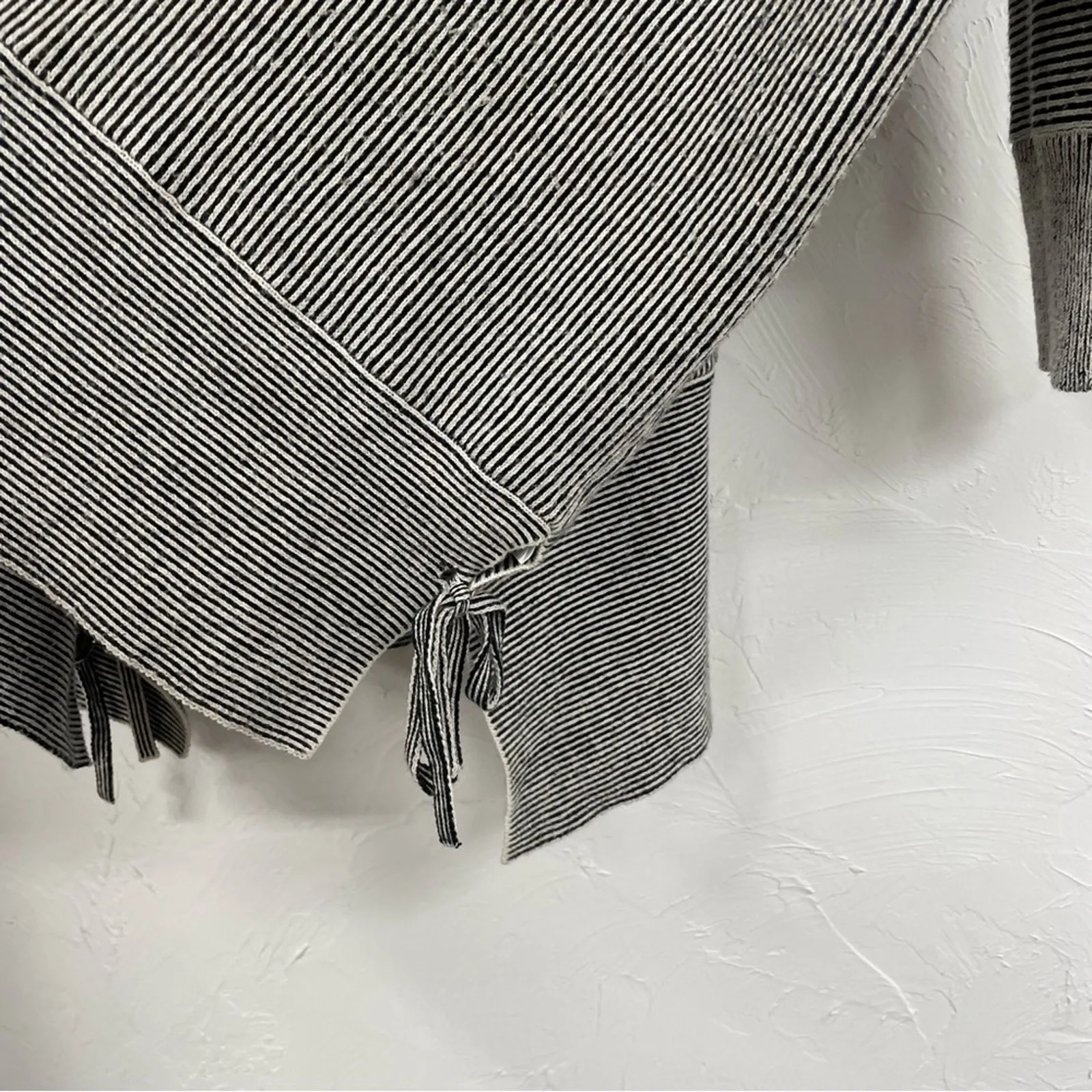 Cabi Black White Striped Boxy Fit Full Zip Cardigan Sweater Women XS Lagenlook - Image 7