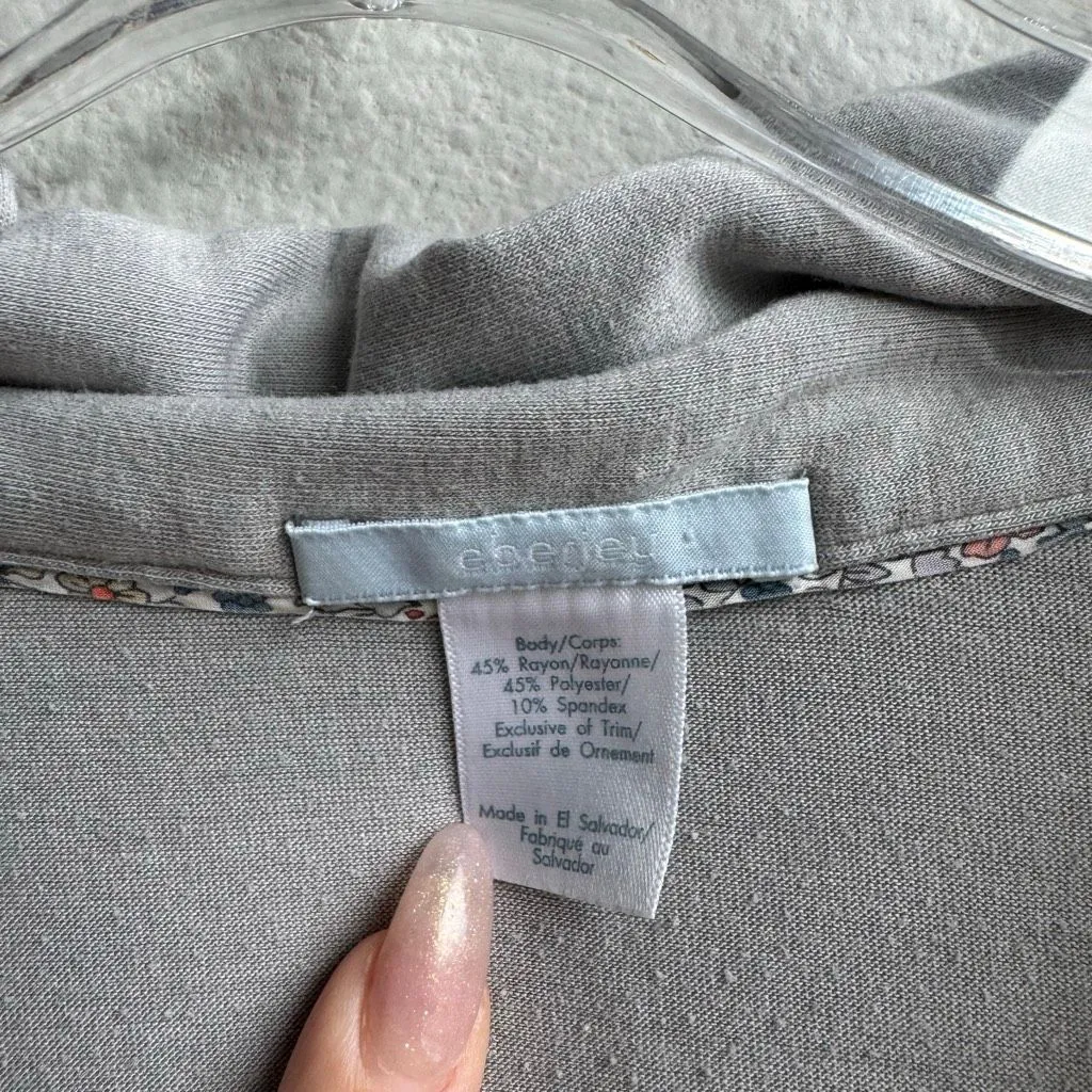 Eberjey Gray Floral Trim Button Down Short Sleeve Pajama Set Size Small? Medium? - Image 4