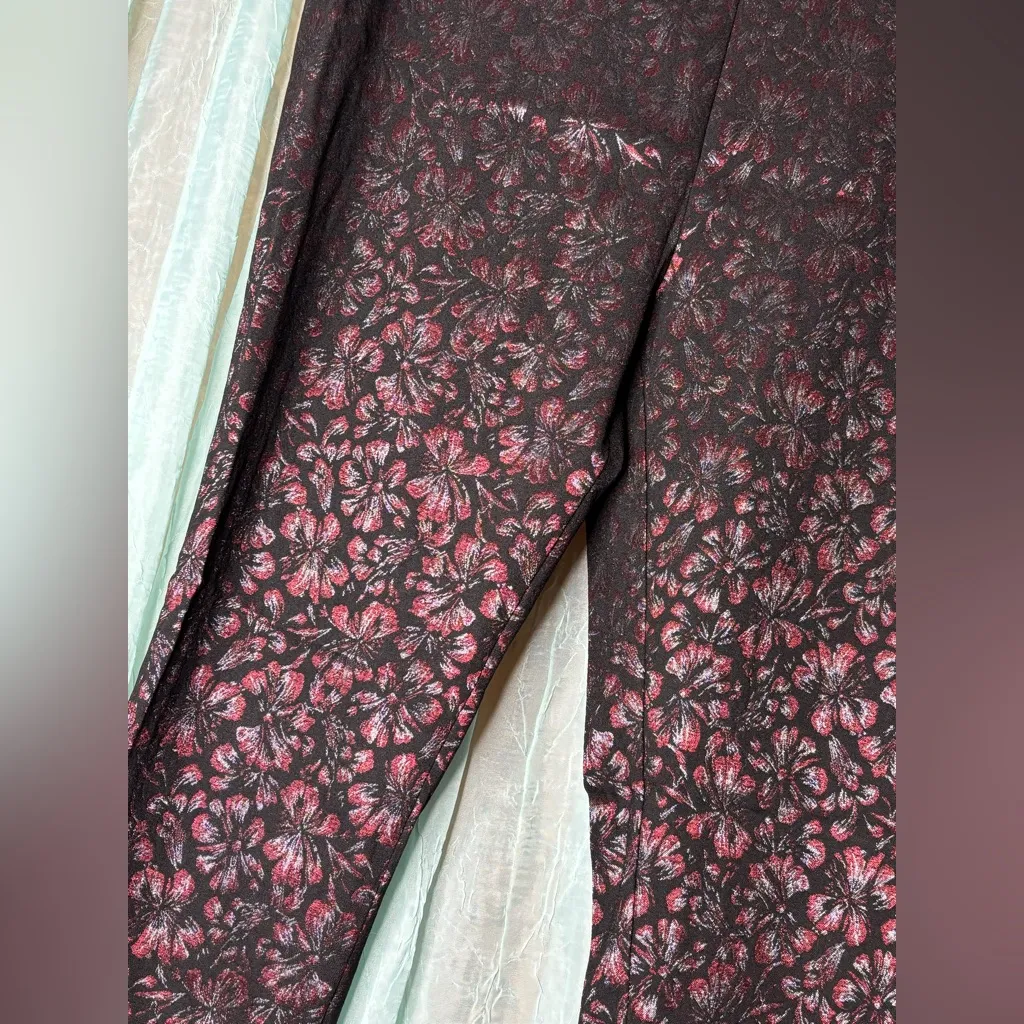 New York & Company Black/Red/Silver Patterned Leggings Black Size undefined - Image 3