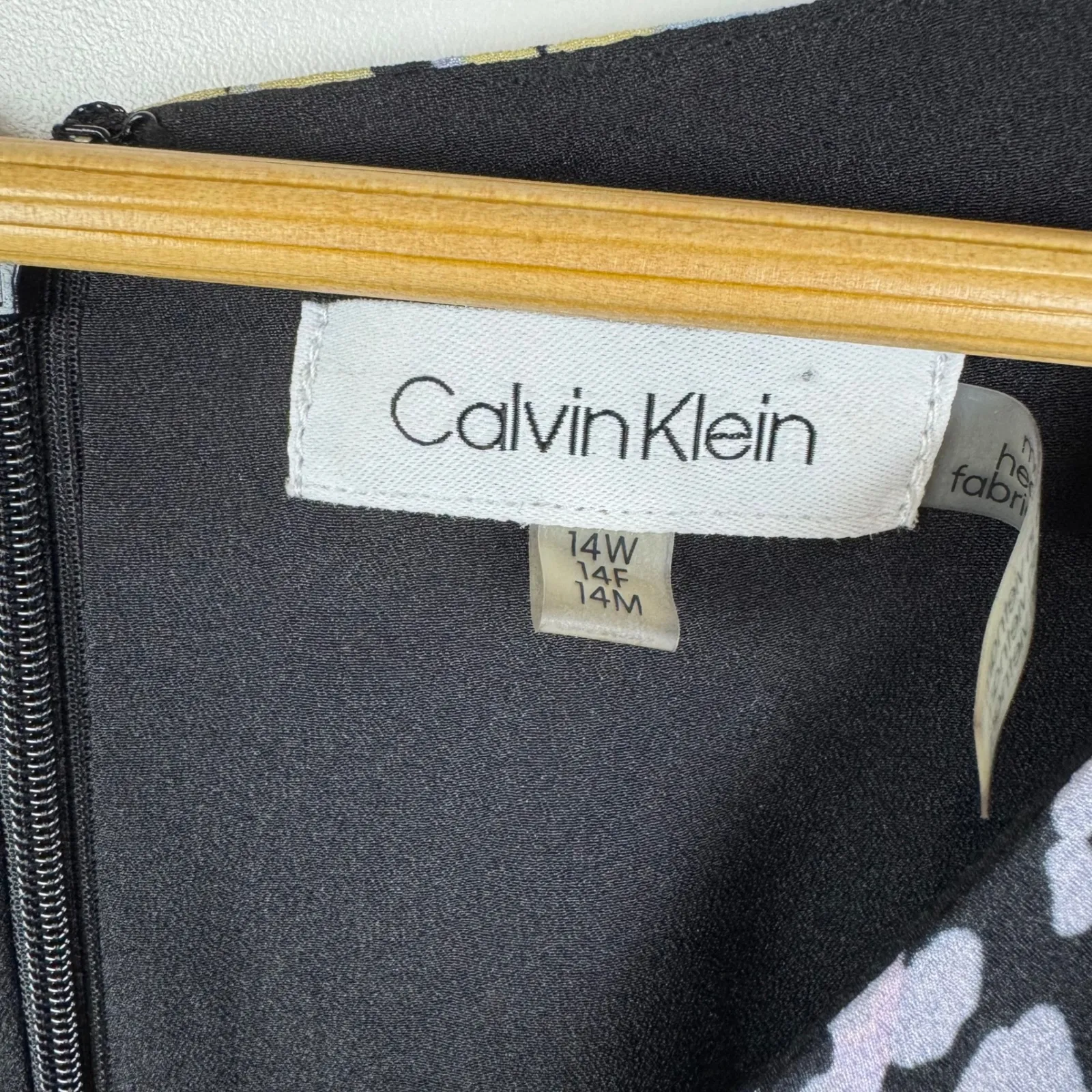 Calvin Klein Floral Midi Dress‎ Size 14W V-Neck Hanky Hem Flowy Feminine Boho - Image 7