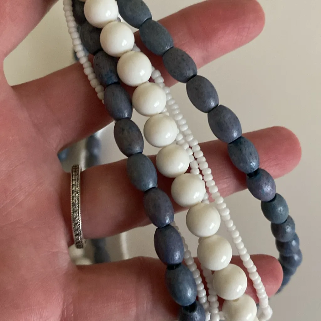 Vintage Elegant Blue and White Beaded Necklace wooden choker collar Nautical - Image 4