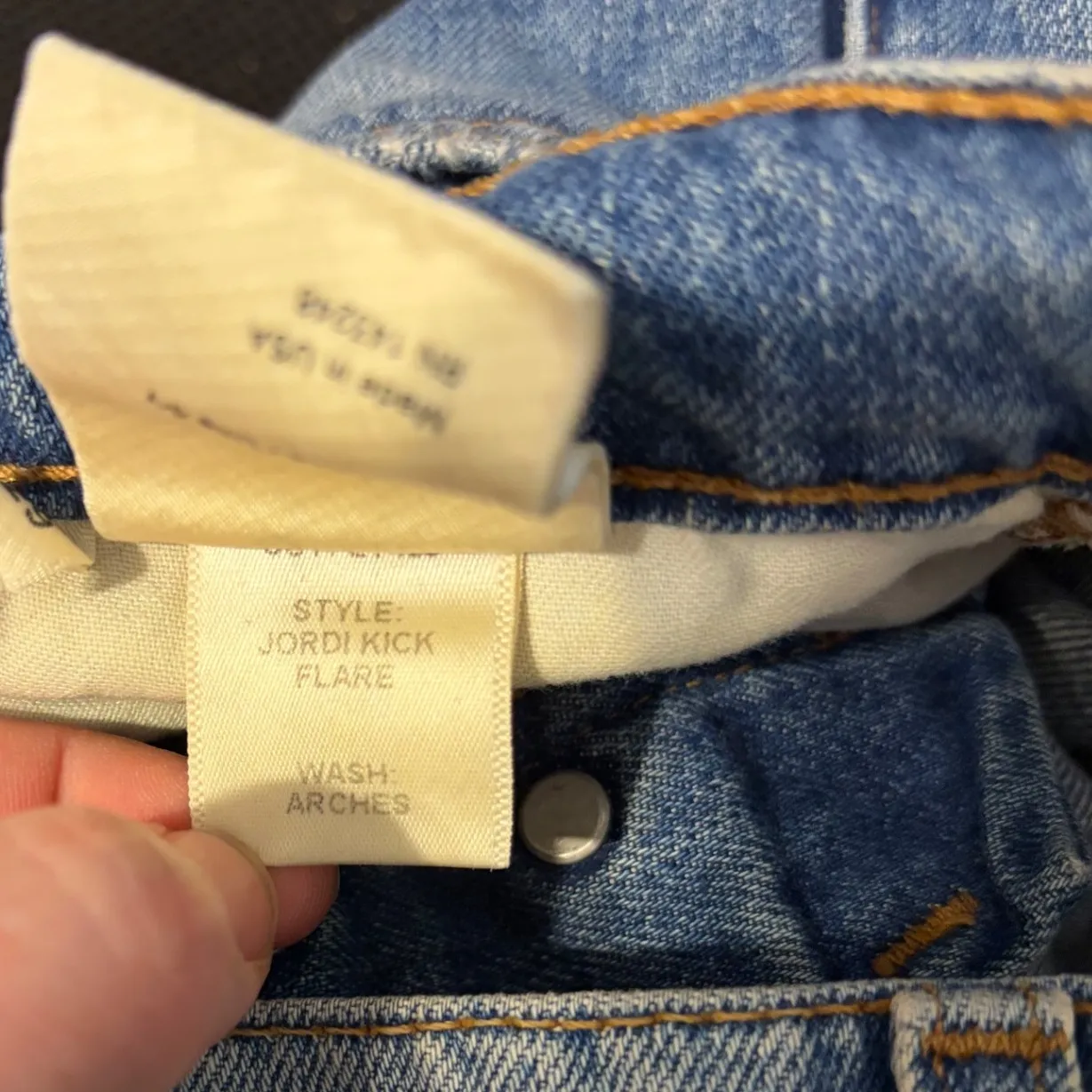 Reformation Jordi‎ Kick Flare Jeans Medium Wash Denim Button Fly Women's Size 29 - Image 9