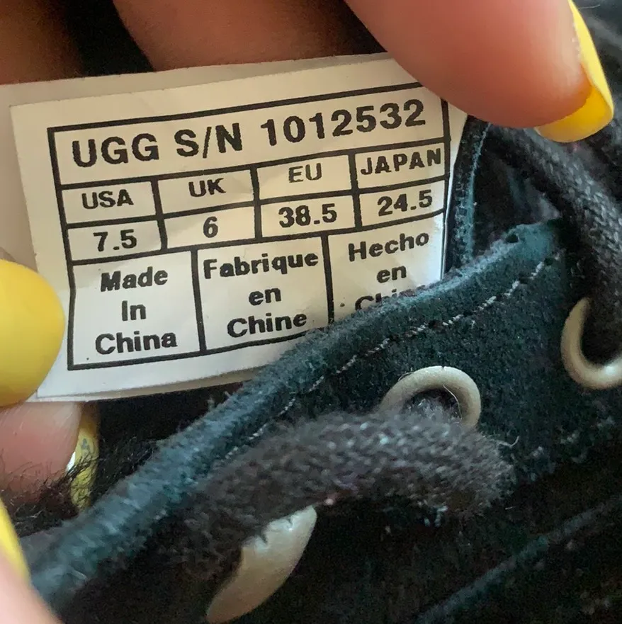 UGG Bethany  Boots - Image 5