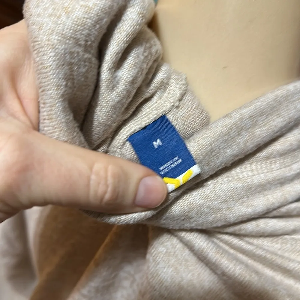 Women’s Beige/Tan Tunic, Warm, Sz Medium Tan - Image 3