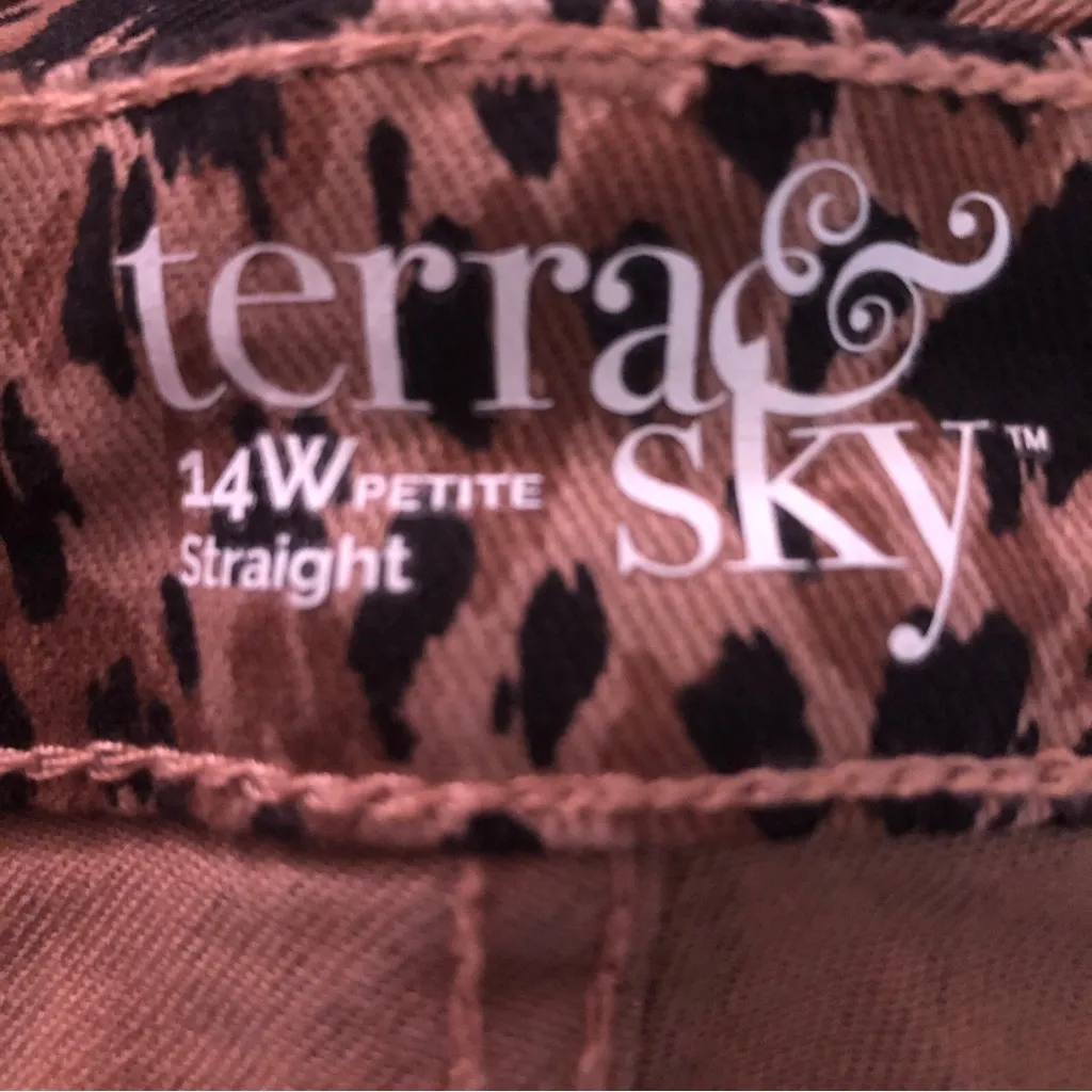 TERRA & SKY Womens Straight Leg Jean Size 14W Petite Animal Print High Rise New - Image 7