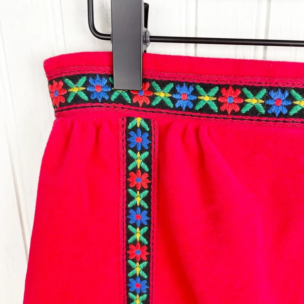 Vintage 1970s Velvety Soft Red Floral Embroidered Maxi Skirt by Evelyn Pearson Size M - Image 3