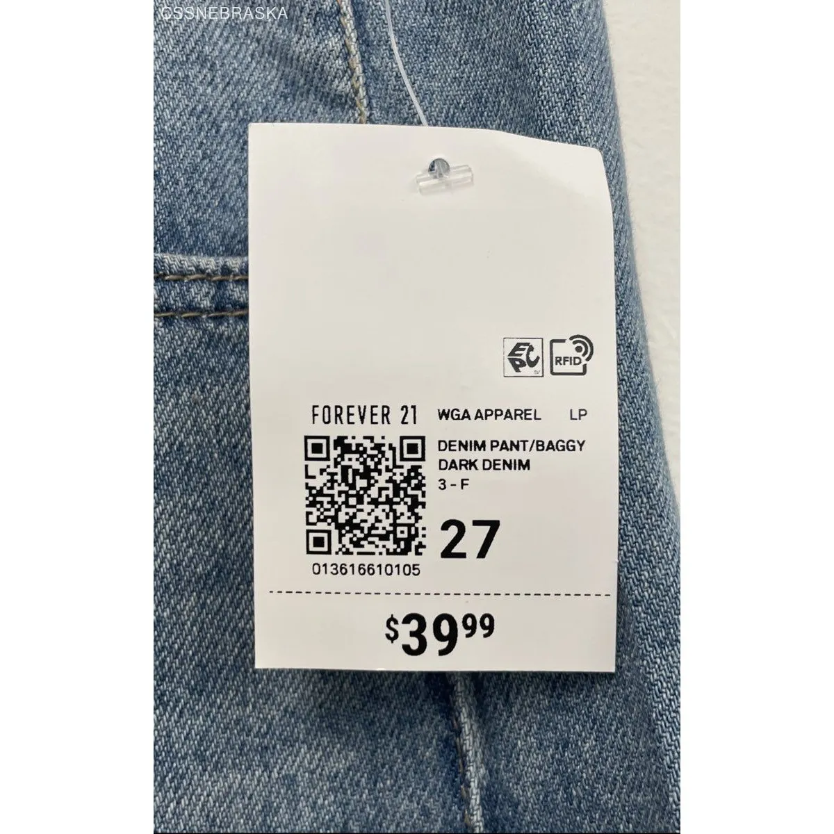 Forever 21 Blue Women's Denim Baggy Butterfly Low‎ Rise Wide Straight Jeans - 27 - Image 3