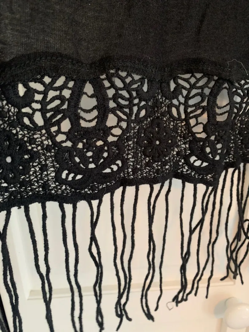 Poetry Black Kimono - Image 2