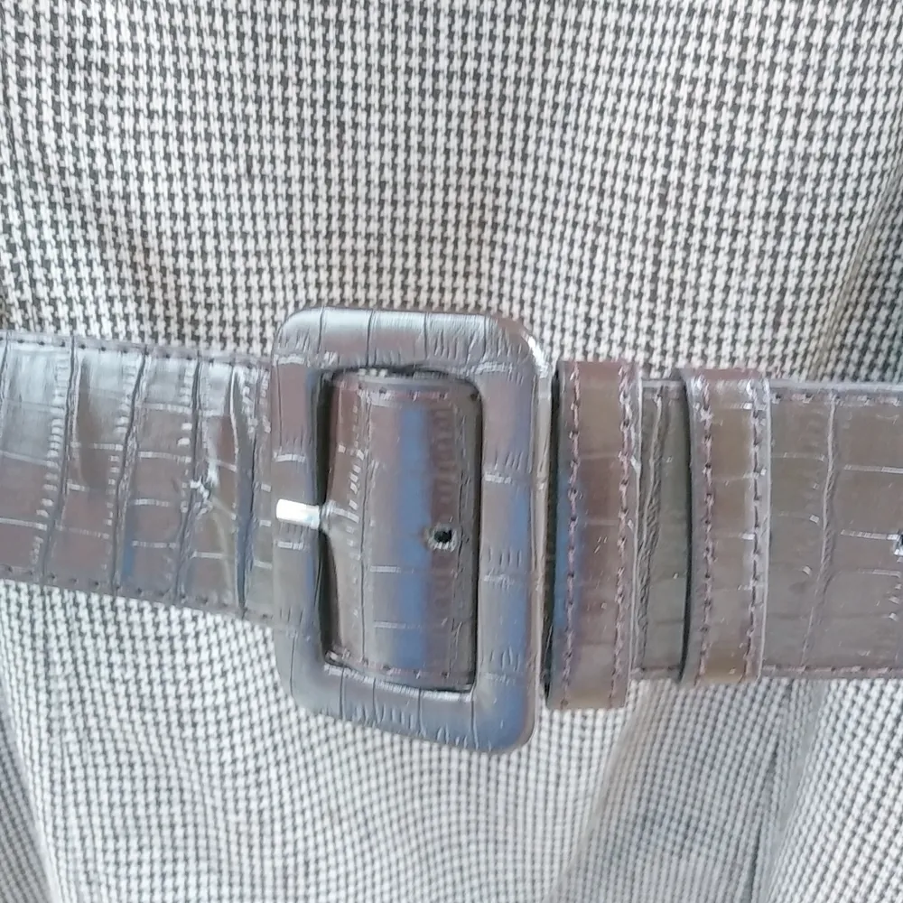 Vertigo Paris 10 Taupe Houndstooth Tweed Belted Jumper Dress - Image 8