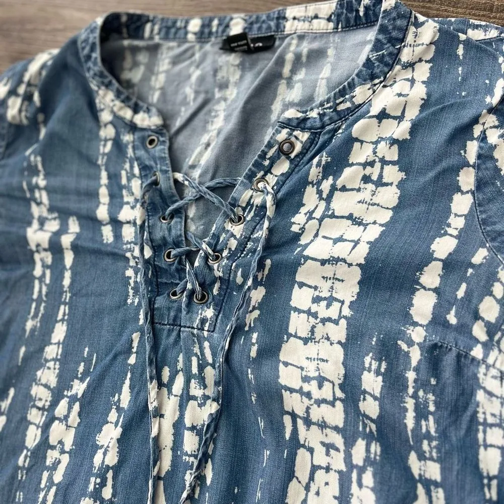 a.n.a. Tie Dye Abstract Chambray-Style Shift Dress Medium Women’s - Image 2