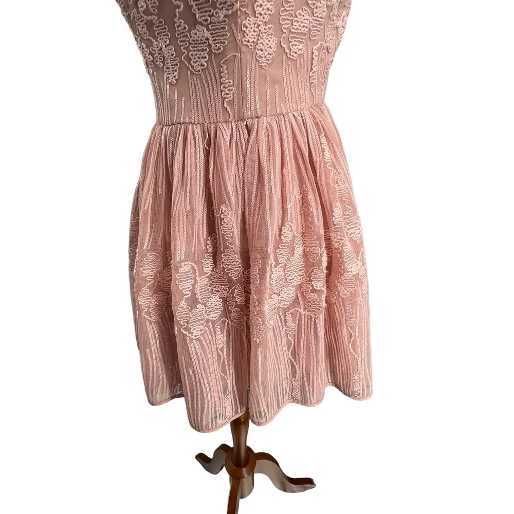 Bebe Dress Pink Embroidered Sequin Strapless Party Going Out Romantic Size 2 New - Image 3